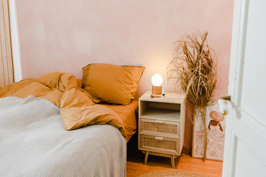 Green Light for Growth: Battery Operated Lamps as Perfect Picks for Plant Lovers by JHY DESIGN