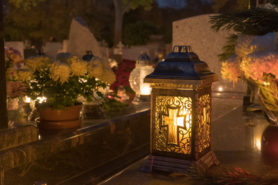 Sympathy Gift Care Packages to Send After Loss