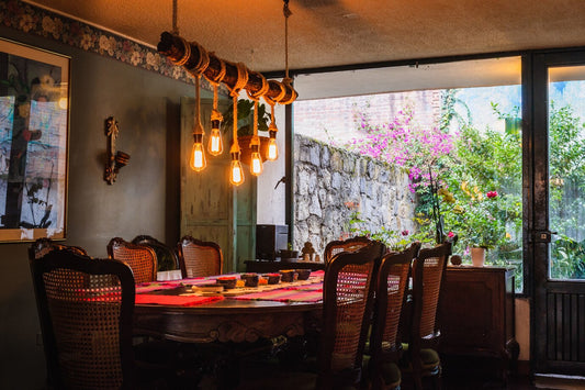 How to place a table lamp