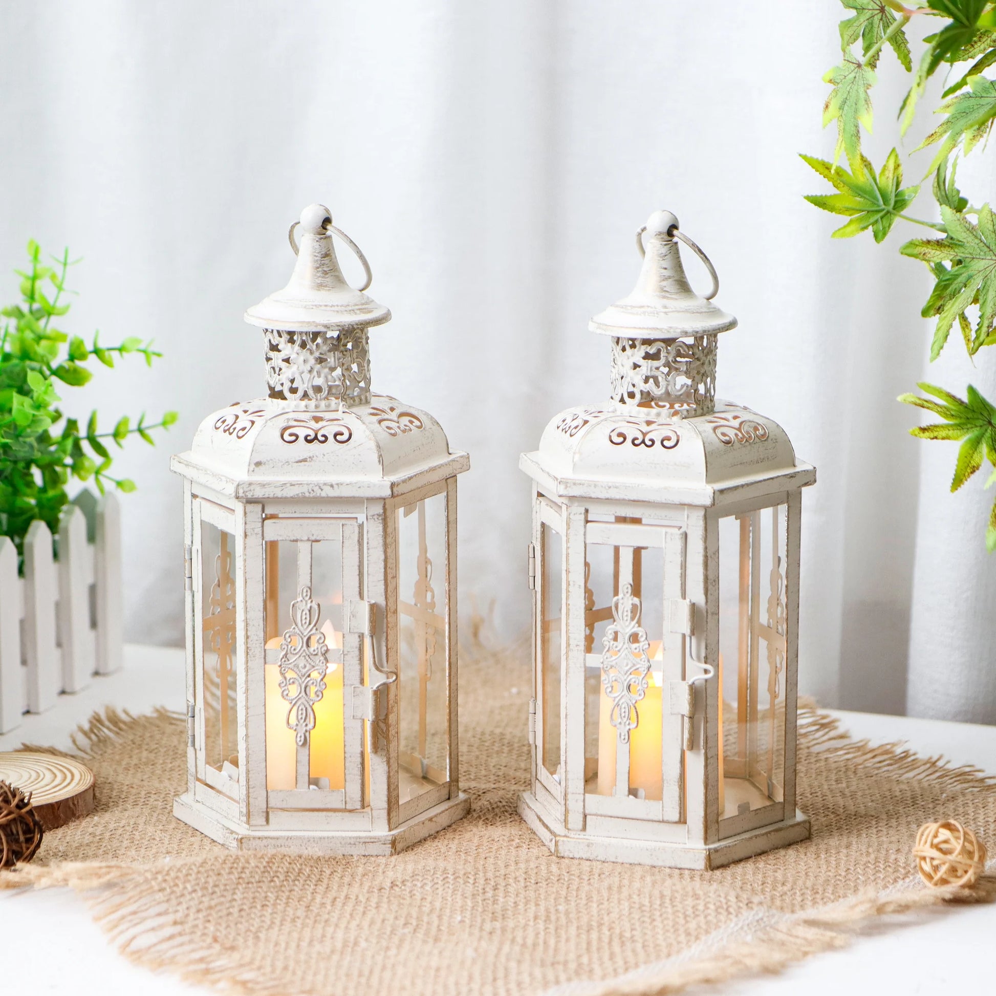 outdoor lantern table