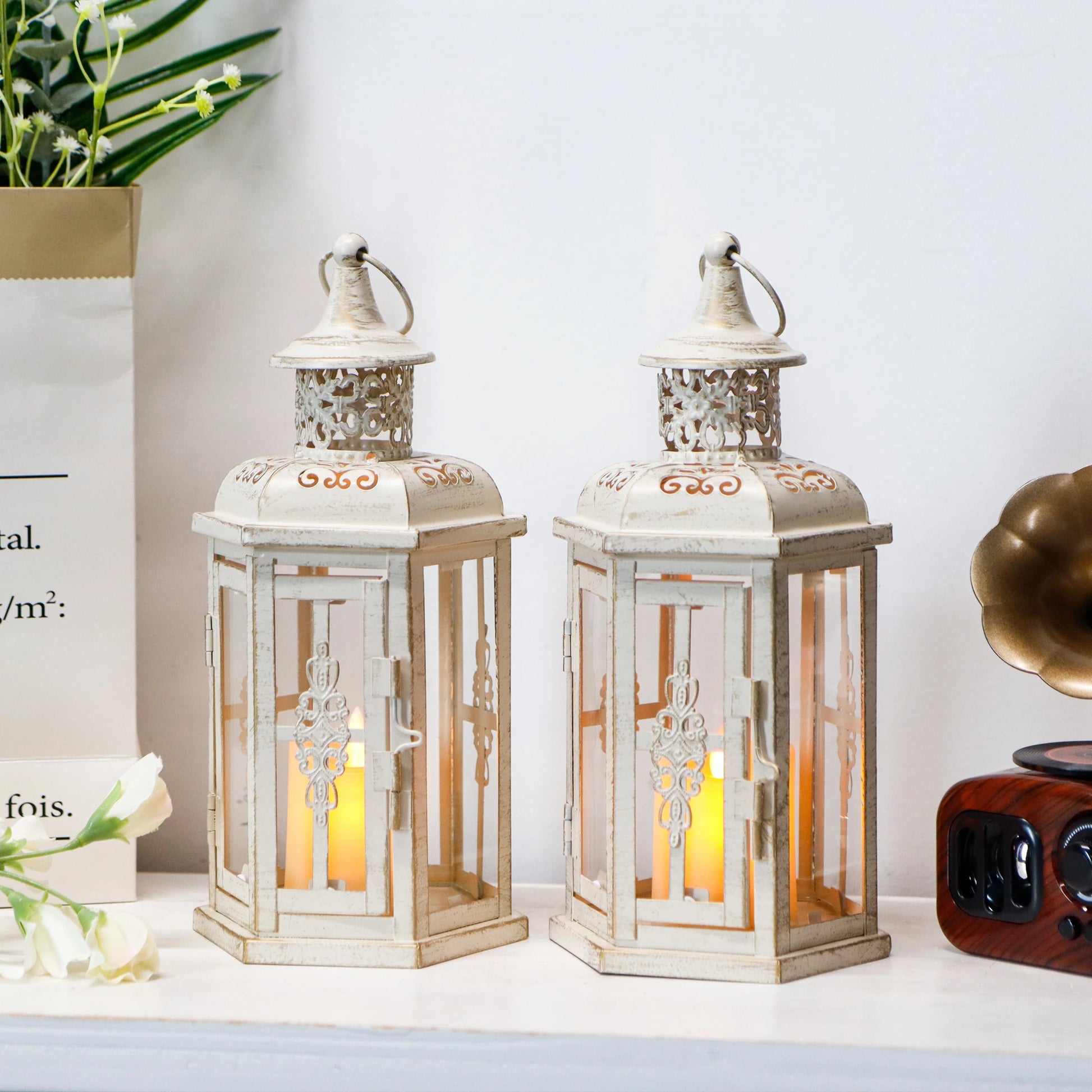 outdoor lantern table